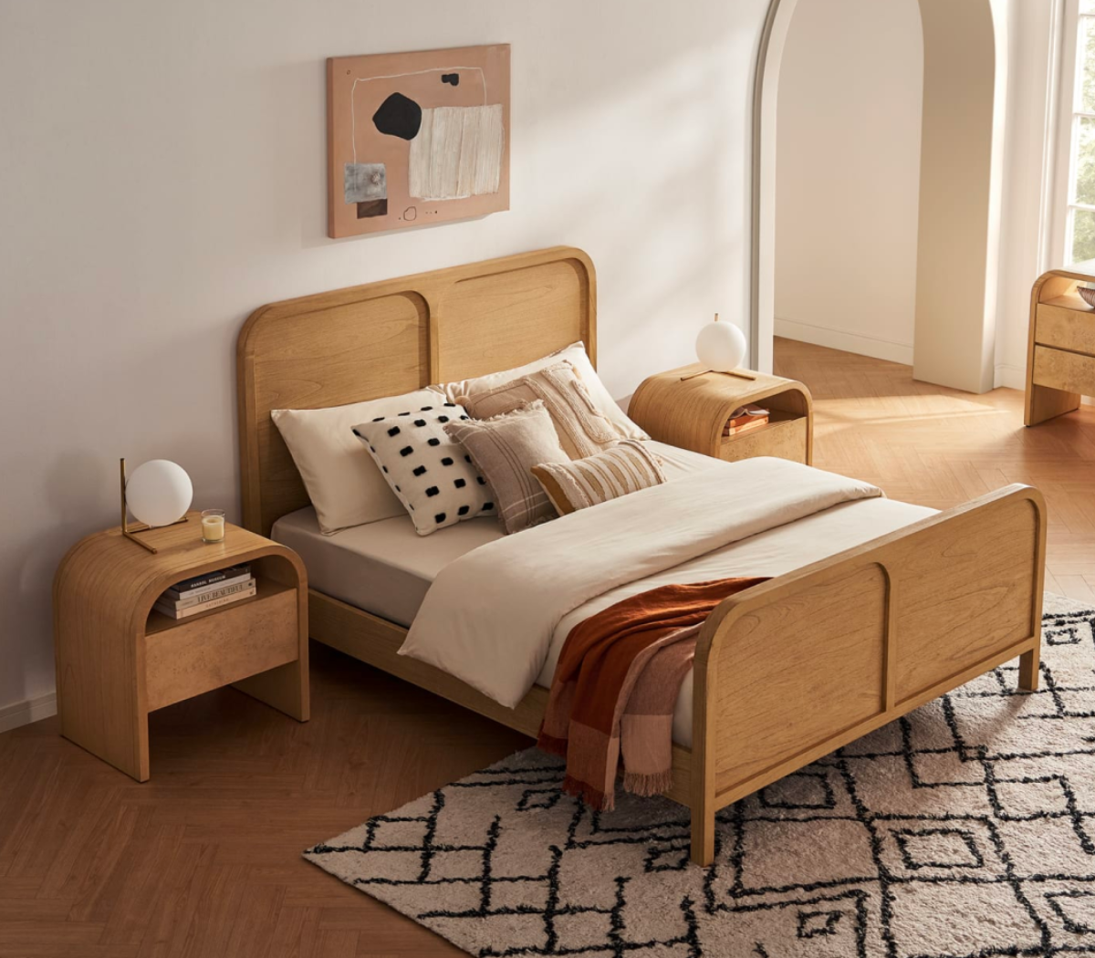 Queen Bed Oak/Sable