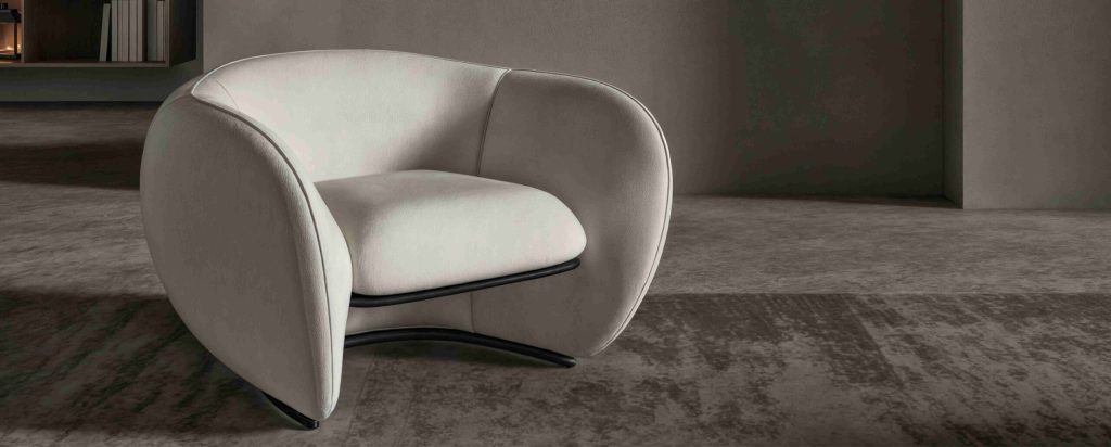 Private furniture consultation in Mumbai with expert guidance on custom furniture selection.